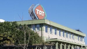 Vatandaşa vergi, yandaşa huzur