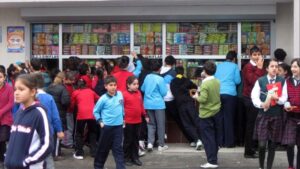 Yoksul çocuğa 3 liralık yardım