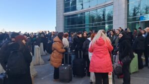 Yeni yıla 2 gün kala o ilimize akın ettiler! Valizlerini doldurup gidiyorlar