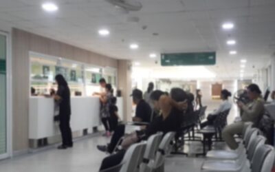 2.5 milyon kişi saltanatta, 82 milyon zorda