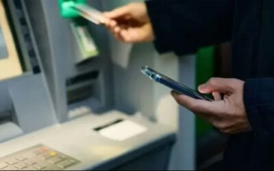 Banka ATM'lerindeki sesli uyarıyı duymayan yandı: 21 bin lira buhar oldu