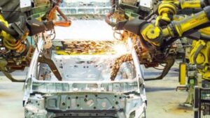 Tesisteki bir ayda peş peşe yangın! Otomotiv devinin üretimi riskte