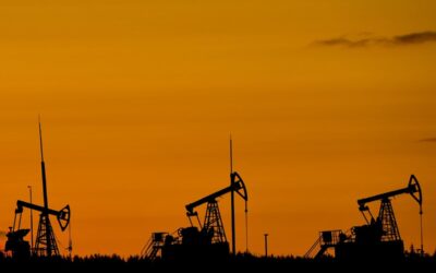 Petrol fiyatları baskılandı: Brent 65 doların altına yaklaştı