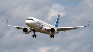 ABD'li Boeing'in rakibi Airbus, üretim hızını düşürdü