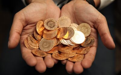 Altında yeni zirve: Gram ve çeyrek altın fiyatları tırmanıyor