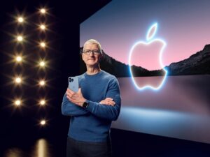 Apple'dan Trump'ı kızdıracak Çin kararı!