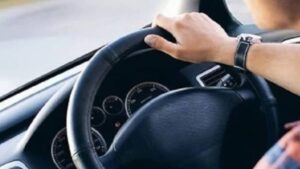 Aracın bozulacağını önceden haber veren uyarı ışığı: Gördüğünüz gibi aracı durdurun