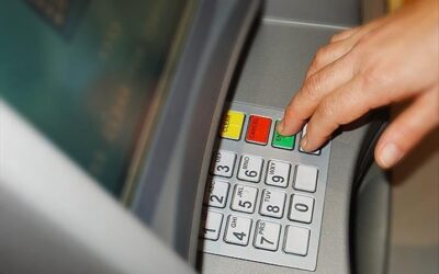 Banka ATM'lerinde bu tuşa basmadan para çeken yandı