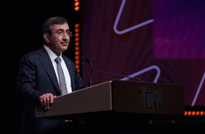 Cumhurbaşkanı Yardımcısı Cevdet Yılmaz: Ekonomik Soğuk Savaş’ın içindeyiz, Türkiye kararlılıkla yoluna devam ediyor