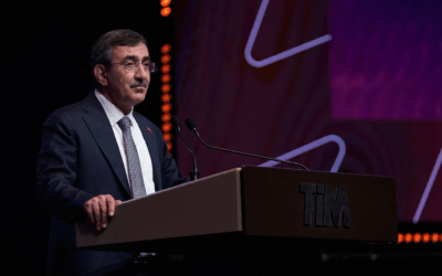 Cumhurbaşkanı Yardımcısı Cevdet Yılmaz: Ekonomik Soğuk Savaş’ın içindeyiz, Türkiye kararlılıkla yoluna devam ediyor