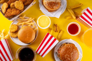 Dev fast food zinciri Türkiye'ye resmen geri döndü