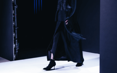 Lüks moda devi el değiştirdi