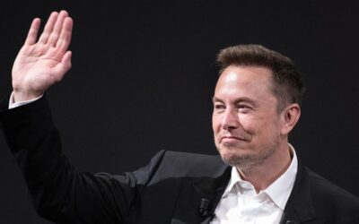 Elon Musk tarihte bir ilki gerçekleştirdi