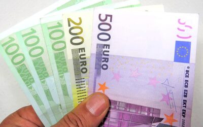 Euro Bölgesi'nde yatırımcı güveni aralıkta yükselişe geçti