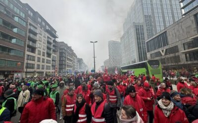 Sosyal kesintilere halk grevle karşılık verdi: Belçika genelinde ulaşım çöktü