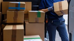 Nakliye devi 50 bin kişiyi işten çıkardı