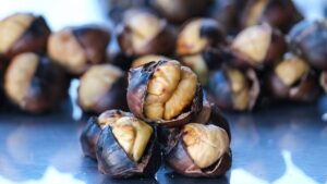 Kestane fiyatları el yakıyor: Türkler izlerken, Bulgarlar kapış kapış alıyor