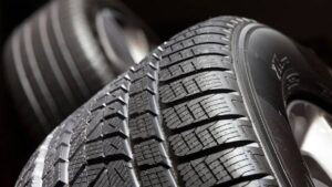 Kış lastiğini hatasız saklama yöntemi: Uzmanlardan adım adım tavsiyeler