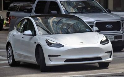 Tesla otonom sürüşte öyle bir şey yaptı ki ABD yetkilileri 2.8 milyon araç hakkında soruşturma başlattı