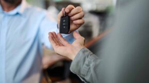 2026'ya girer girmez bu 3 araba 'çöp' olacak! Alıcılar teker teker kaçıyor