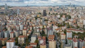 Kadıköy’de 1 ay, Esenyurt’ta 3,5 ay! İstanbul’un en pahalı ve en ucuz ilçeleri belli oldu