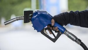 Petrol fiyatları yönünü yukarı çevirdi: Gözler akaryakıt fiyatlarında!