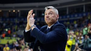 Sarunas Jasikevicius, Fenerbahçe&apos;de Kalacak mı Gidecek mi?