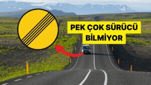 Pek Çok Sürücü Bilmiyor! Dört Çizgili Sarı Trafik Levhasının Anlamı Ne?