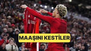 Liverpool Gereksiz Yere Kırmızı Kart Gören Ekitike&apos;nin Maaşını Kesti