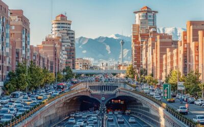 İran&apos;da Susuzluk Biraz Daha Artarsa Başkent Tahran&apos;ı Boşaltacaklar