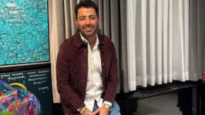 Ünlülerin Pırlantacısı Ersan Dimaond&apos;ın İşyeri İnternetten Siparişle Kurşunlandı