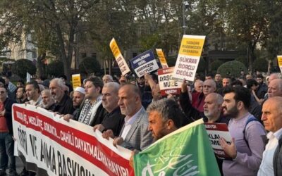 Sadece 25 Kişi Gitti: Özgür-Der Atatürk İçin Okunacak Mevlide Karşı Çıkmıştı