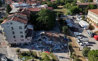 Balıkesir Sındırgı&apos;da &apos;Deprem Fırtınası&apos;: Bölgede Neden Bu Kadar Çok Deprem Oluyor?