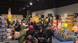 Bakanlık Kasım İndirimiyle İlgili Uyardı: &quot;1 Alana 1 Bedava&quot; ve &quot;Şok İndirim&quot; Ürünlerine Dikkat Edin