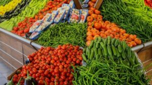 Hal Kanunu'nda yeni düzenleme: Sebze ve meyve fiyatları düşecek mi?