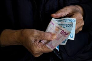 Milyonlarca kişi bu yanlış yüzünden geç emekli oldu: Tek hata emeklilik yaşını bile yükseltiyor