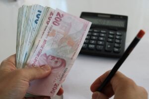 SSK, Bağ-Kur emekli maaş zammında yeni tablo: İşte masadaki senaryo