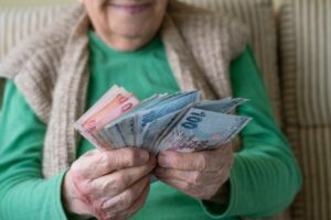 Emekliye çifte maaş uyarısı!