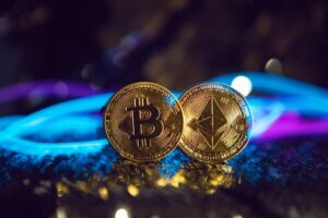 ABD'li bankadan şaşırtan bitcoin ve ethereum tahminini: Biri düşecek diğer yükselecek!
