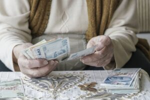 Erken emeklilik için tarih verildi: Milyonları ilgilendiren düzenleme!