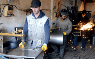 Kış gelmeden seri üretime geçtiler: Kars'ta üretilip 8 şehre gönderiliyor