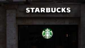 Kimse Starbucks ile iş yapmak istemiyor! Yüzlerce şube kapandı