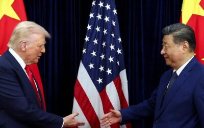 Tüm dünya bunu bekliyordu: Trump ve Şi el sıkıştı