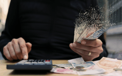 Maaşlardan her ay yüzde 3 kesinti yapacak düzenleme Resmi Gazete'de